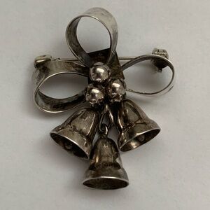 New vintage Christmas silver bells Taxco brooch pin